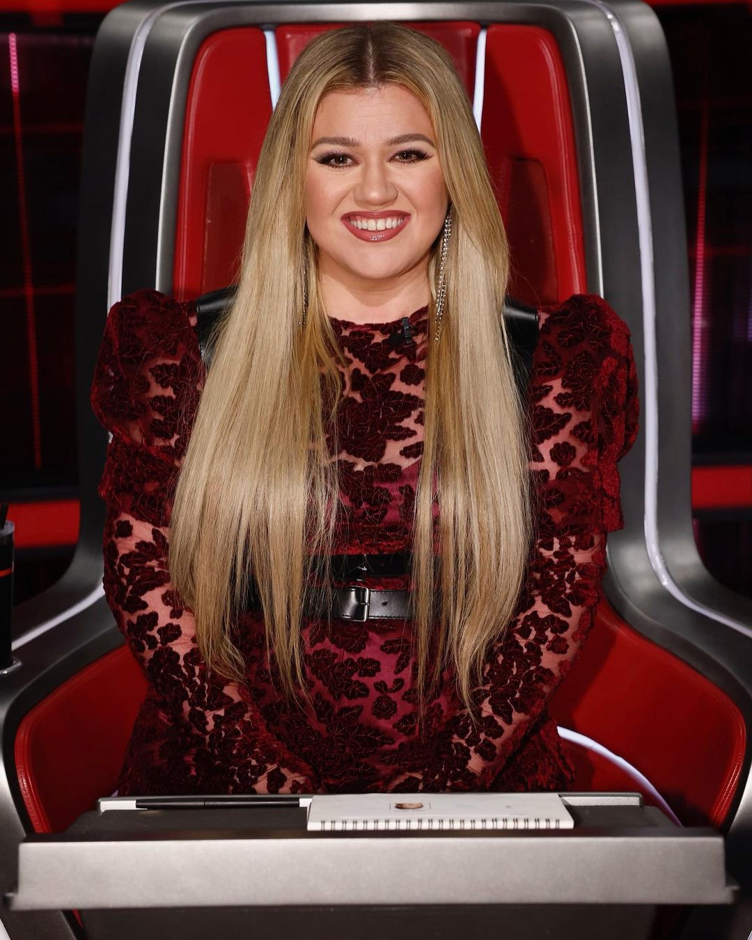 5 зірок, які колись жили на вулиці, а тепер володіють маєтками